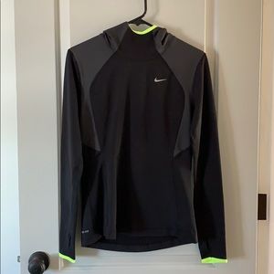 Nike Thermal Dri-Fit Running Hoodie - Medium